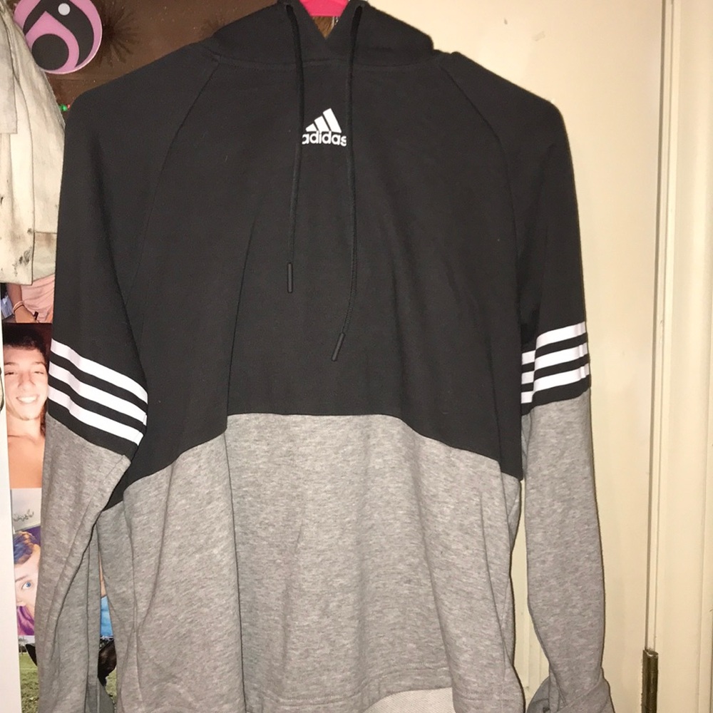 Womens Adidas sweatshirt